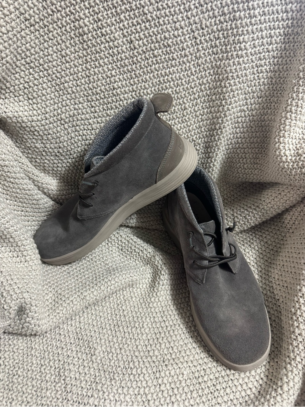 Hey Dude‎ Gray Suede Chukka Boots